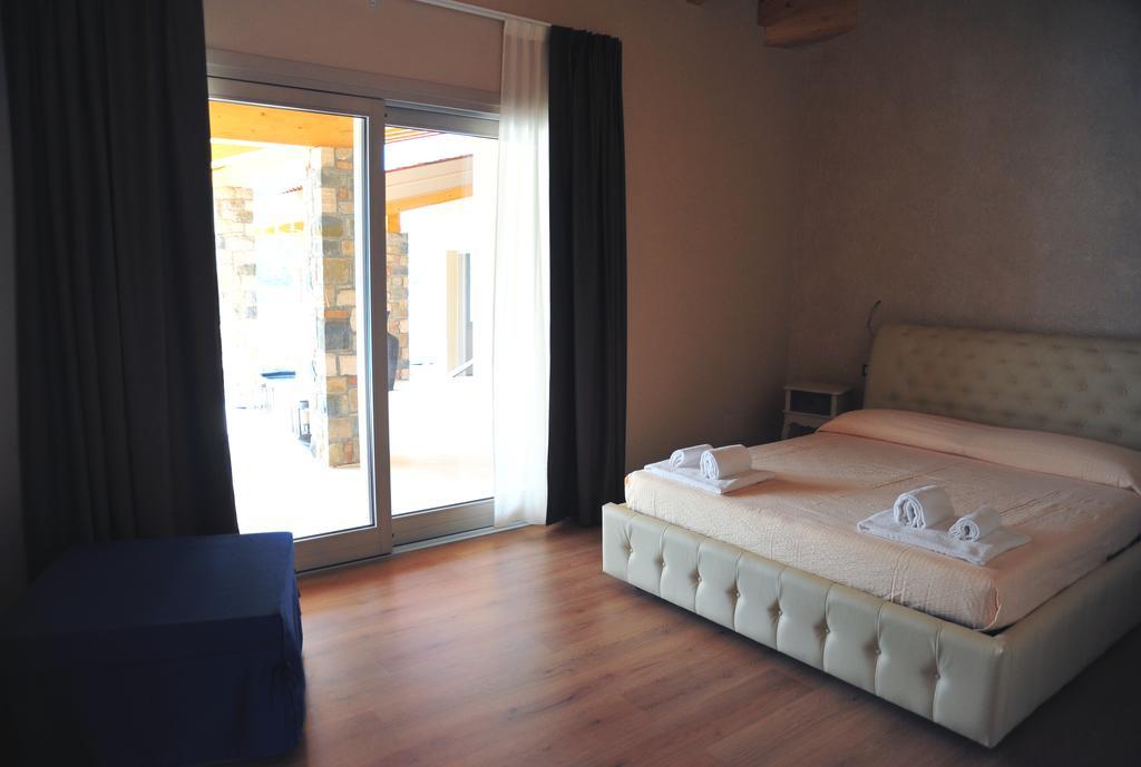 Agriturismo Le Fontane Sale Marasino Szoba fotó